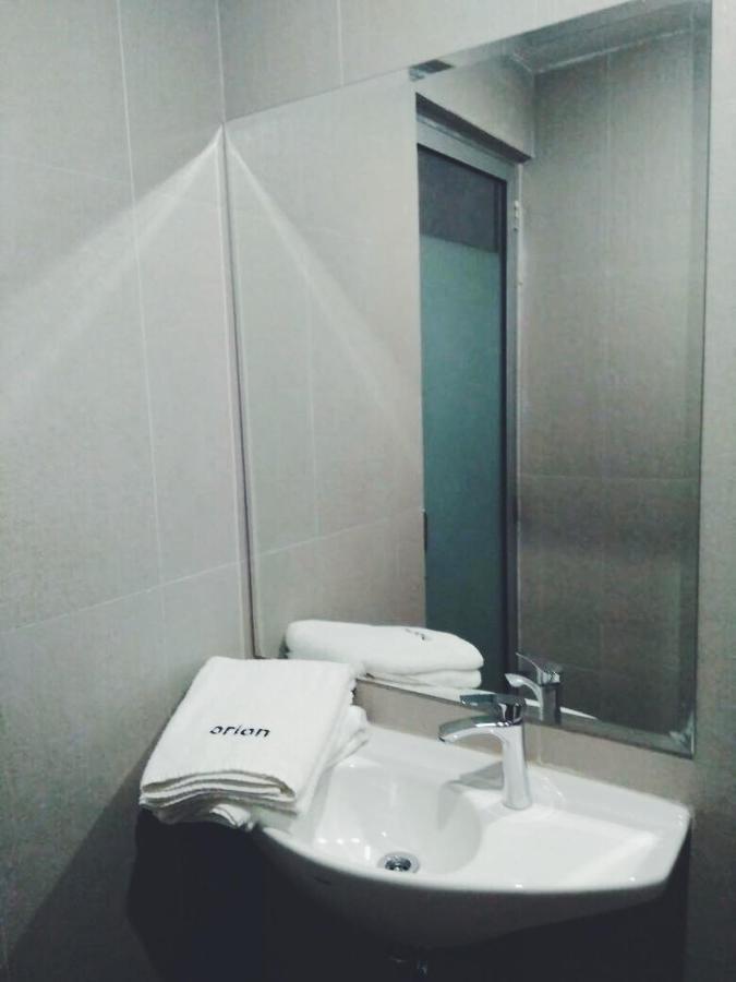 Orion Hotel Batam Buitenkant foto
